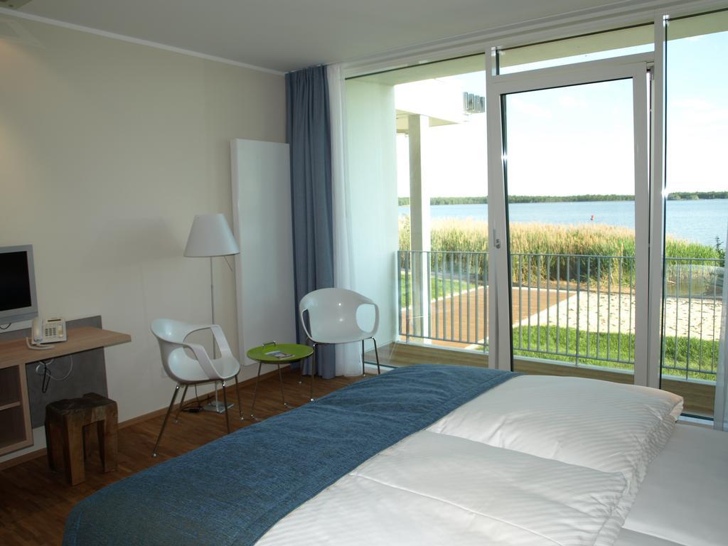 Strandhotel Senftenberger See Pokoj fotografie