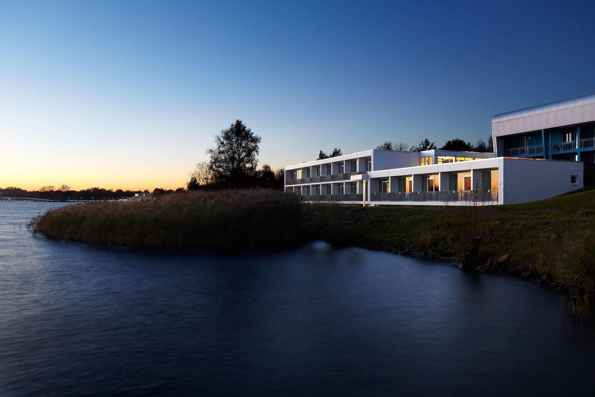 Strandhotel Senftenberger See Exteriér fotografie