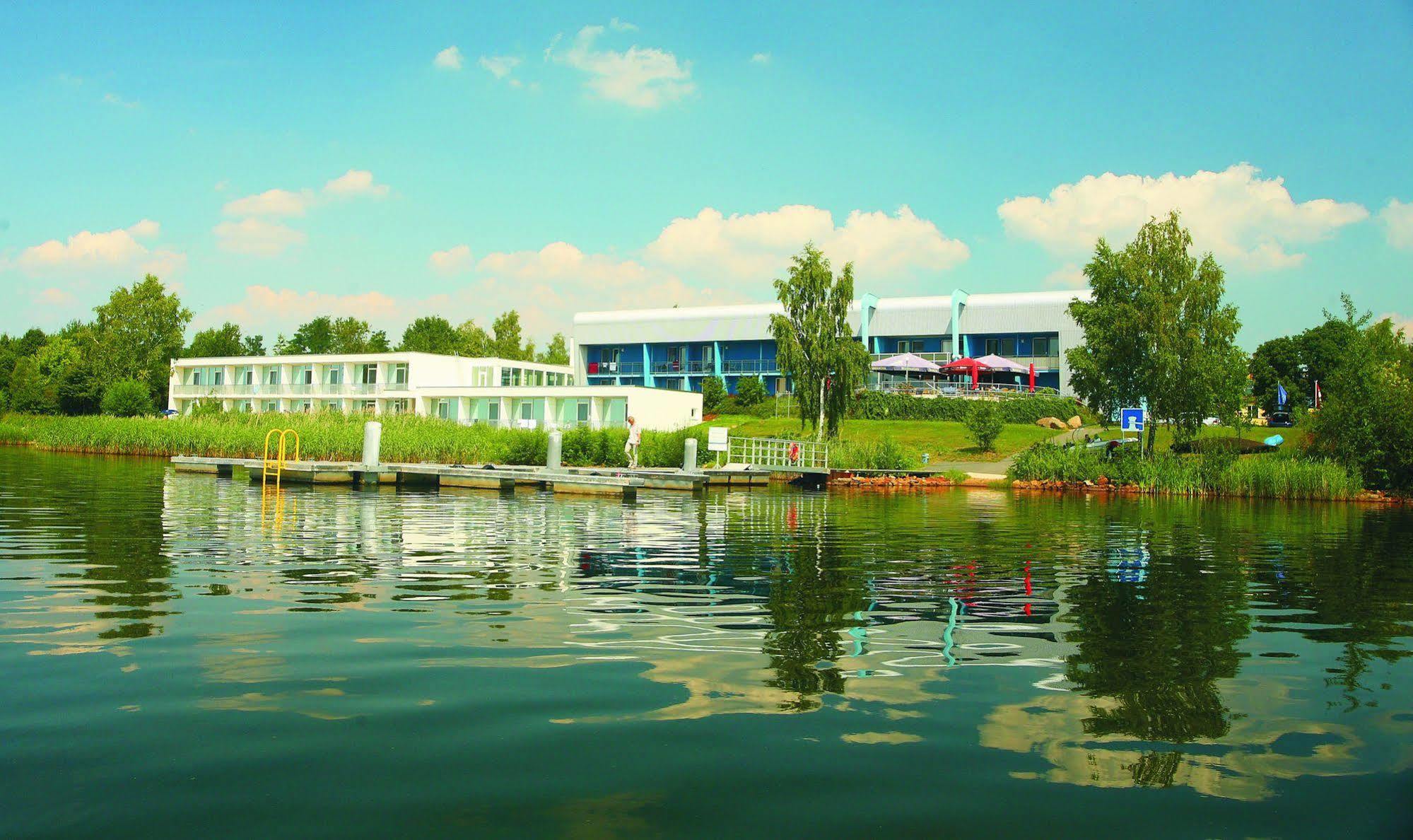 Strandhotel Senftenberger See Exteriér fotografie