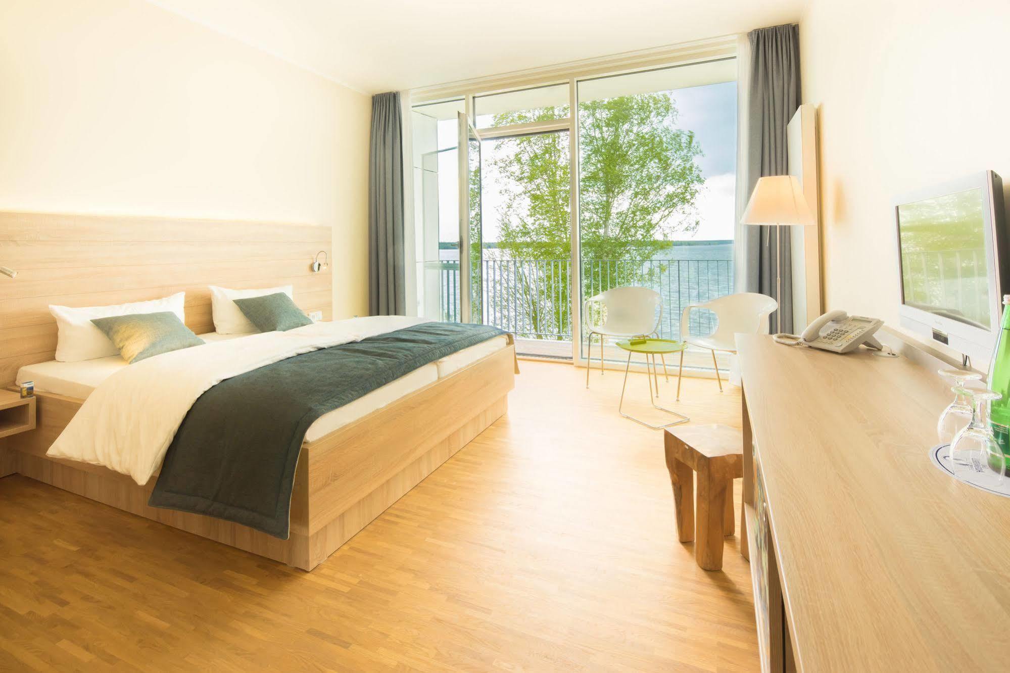 Strandhotel Senftenberger See Exteriér fotografie